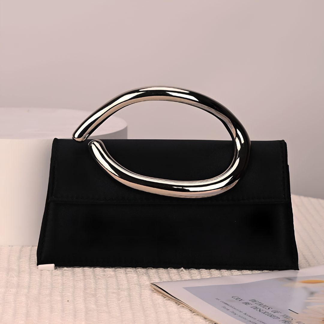Liz Sculpted Handle Clutch (NL)