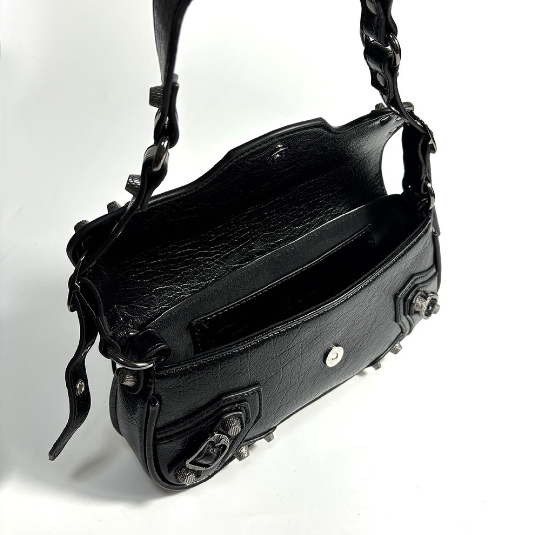 <tc>Capri ショルダーバッグ</tc>