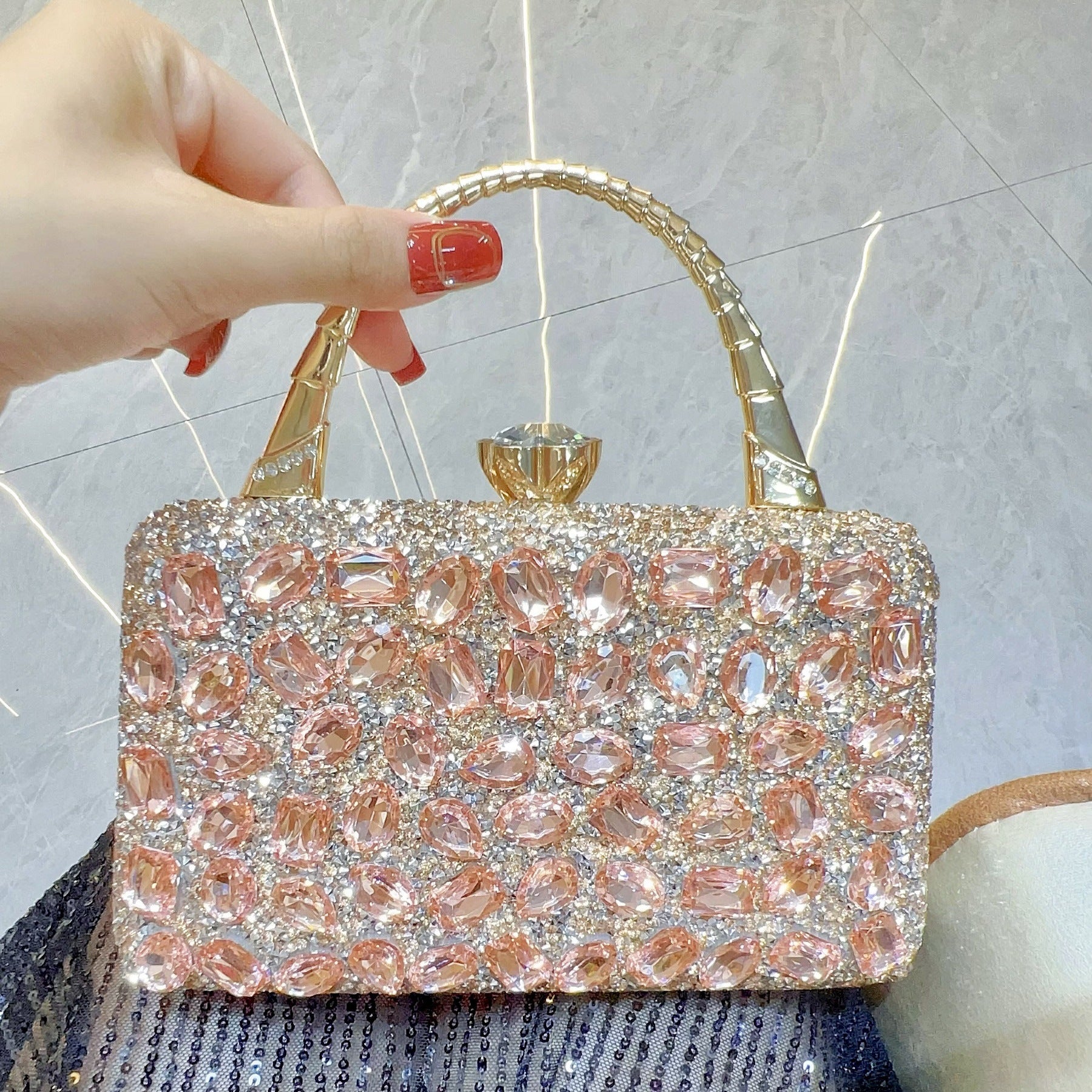 <tc>Elizah ジェムハンドバッグ</tc>