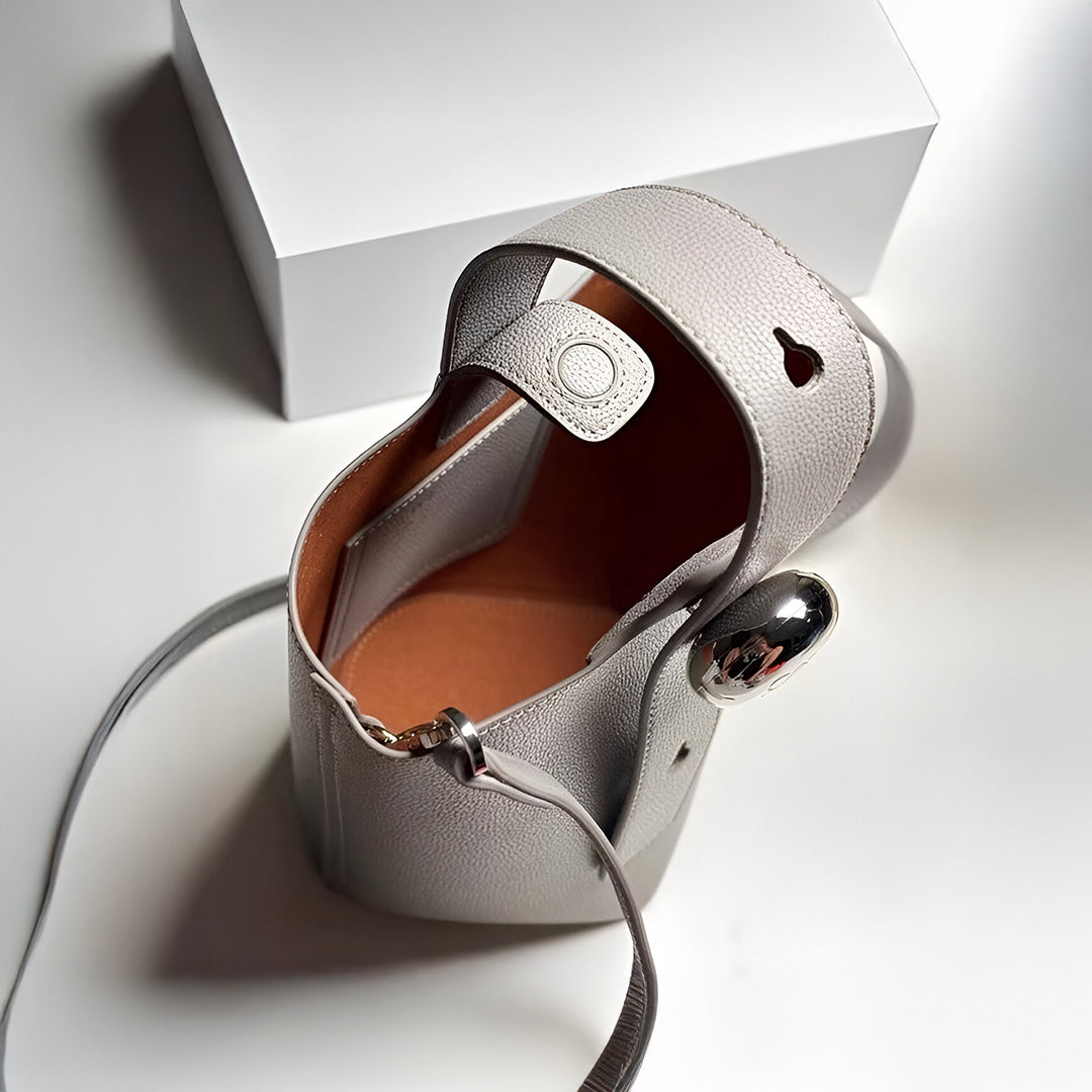 <tc>Rosa バケット・クロスボディバッグ</tc>