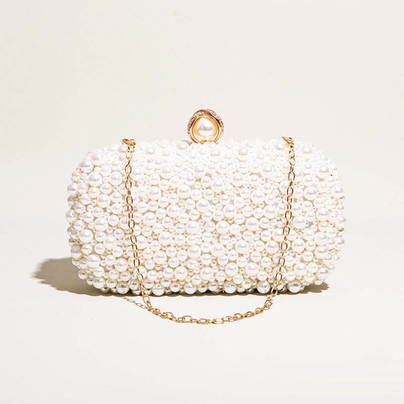 <tc>Chantal パールクラッチバッグ
</tc>