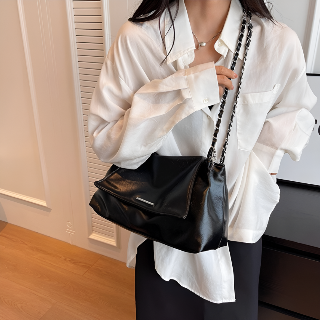 Renée Soft Chain Shoulder Bag